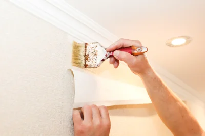 Pose de papier peint à Mairieux — revêtements muraux et toiles de verre